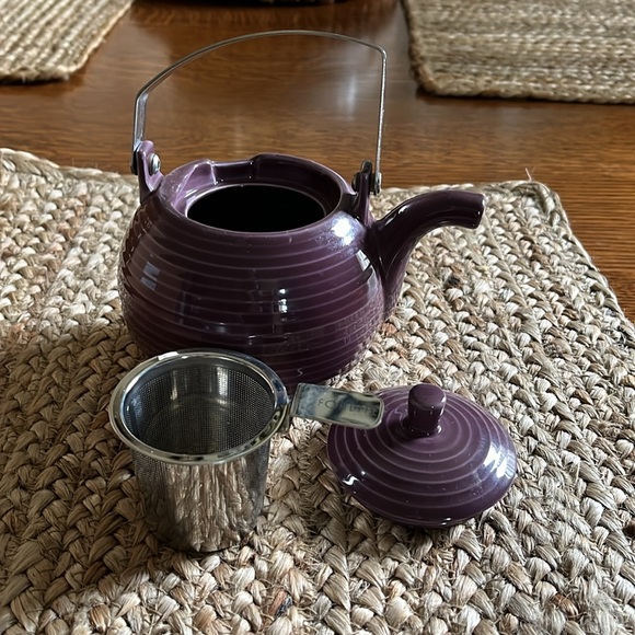 Ceramic Tea Pot 🫖 - Picture 3 of 4